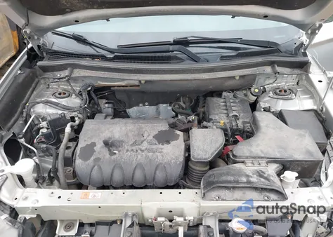 2020 Mitsubishi Outlander Es 2.4 S-Awc z USA, uszkodzony, nr VIN JA4AZ3A32LZ026792